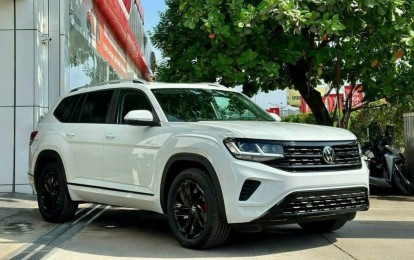 SUV cỡ lớn Volkswagen Teramont giảm giá kỷ lục tại đại lý, tiền chênh mua được Hyundai Grand i10